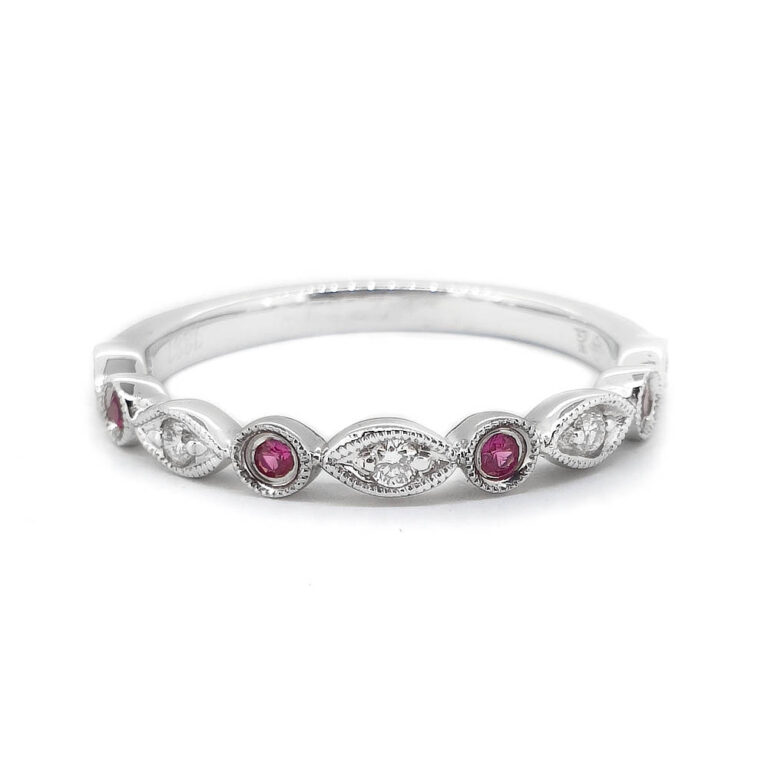 Pretty Pink Sapphire Ring