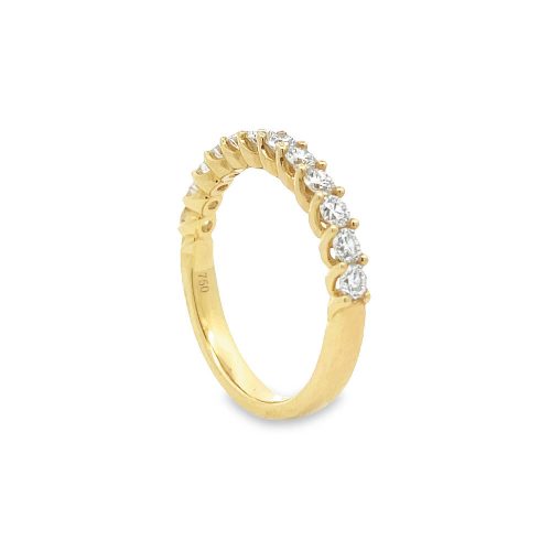 18ct Yellow Gold Diamond Sweep Style Band
