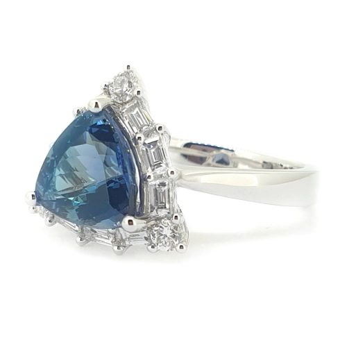 Tanzanite and Diamond Ring